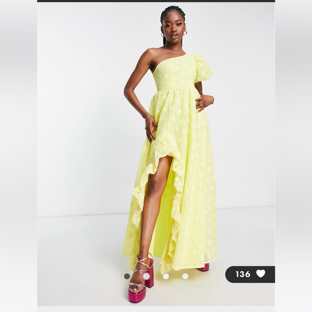 Never worn. With tags, brand new. Size 6.